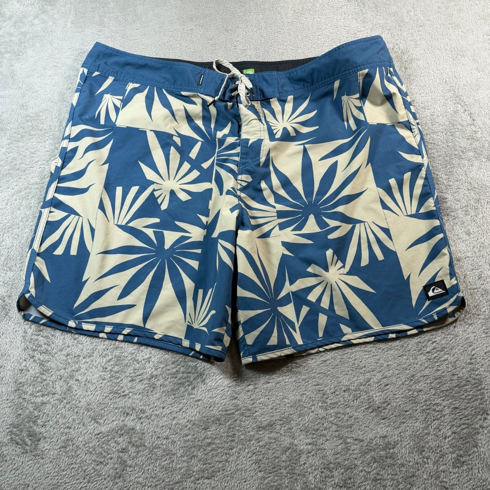 Quiksilver Board Shorts Mens 44 Blue Palm Leaf Print Stretch Surf Swim Trunks‎